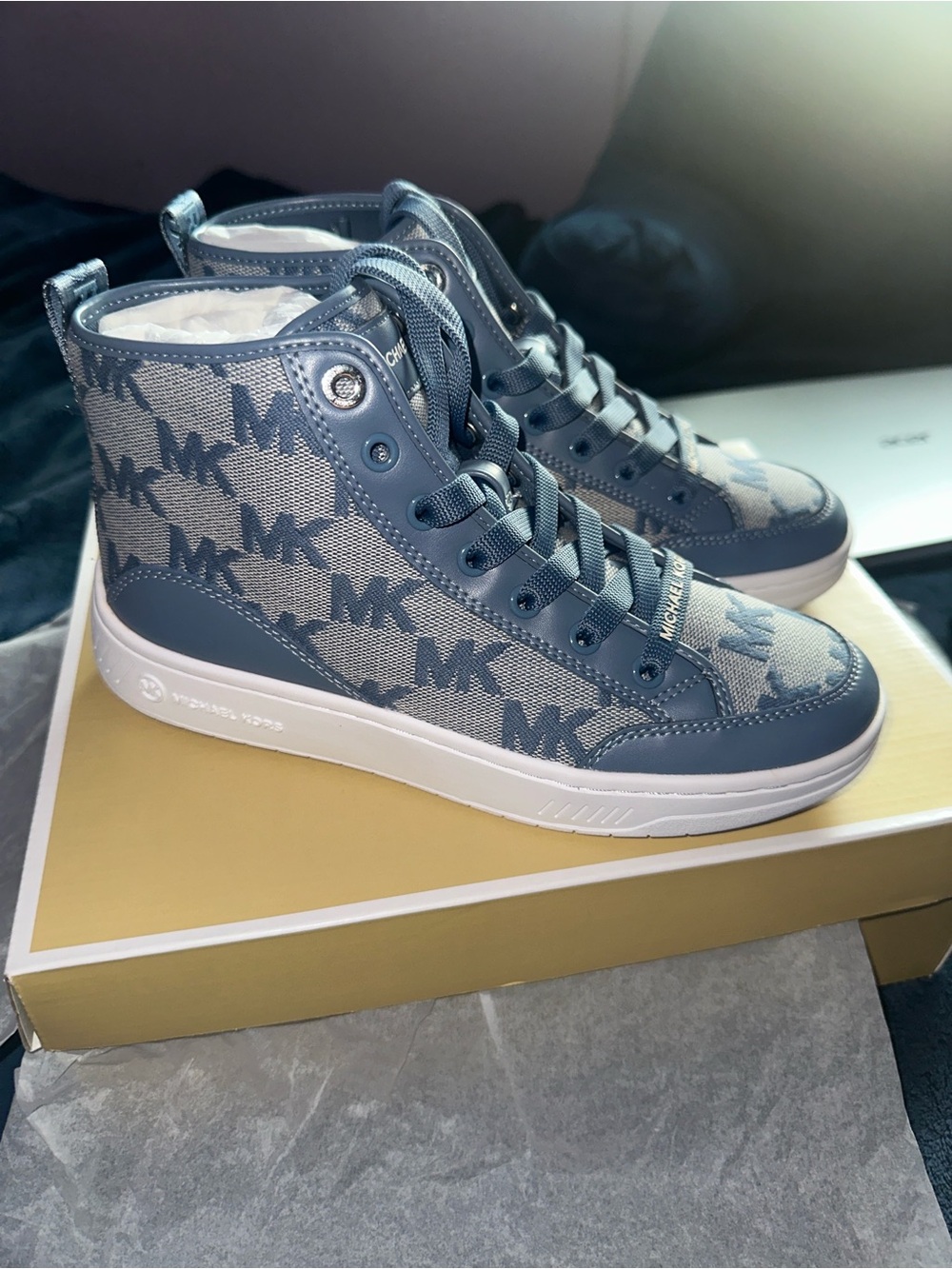 NEW Michael Kors Denim Shea Mid HighTop Monogram Signature Jacquard Sneakers 7.5